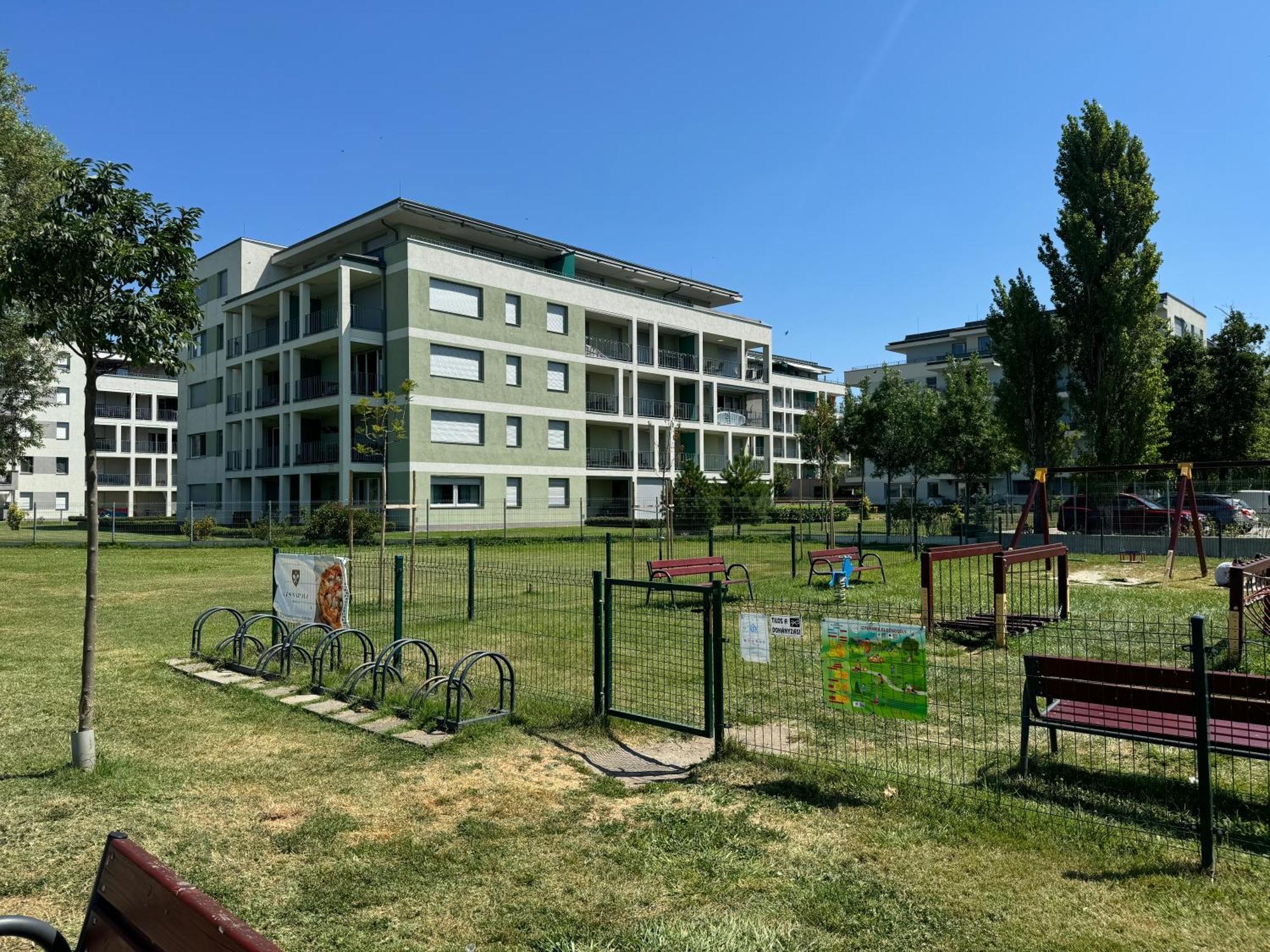 Lelle Resort Apartman Balatonlelle Exterior foto